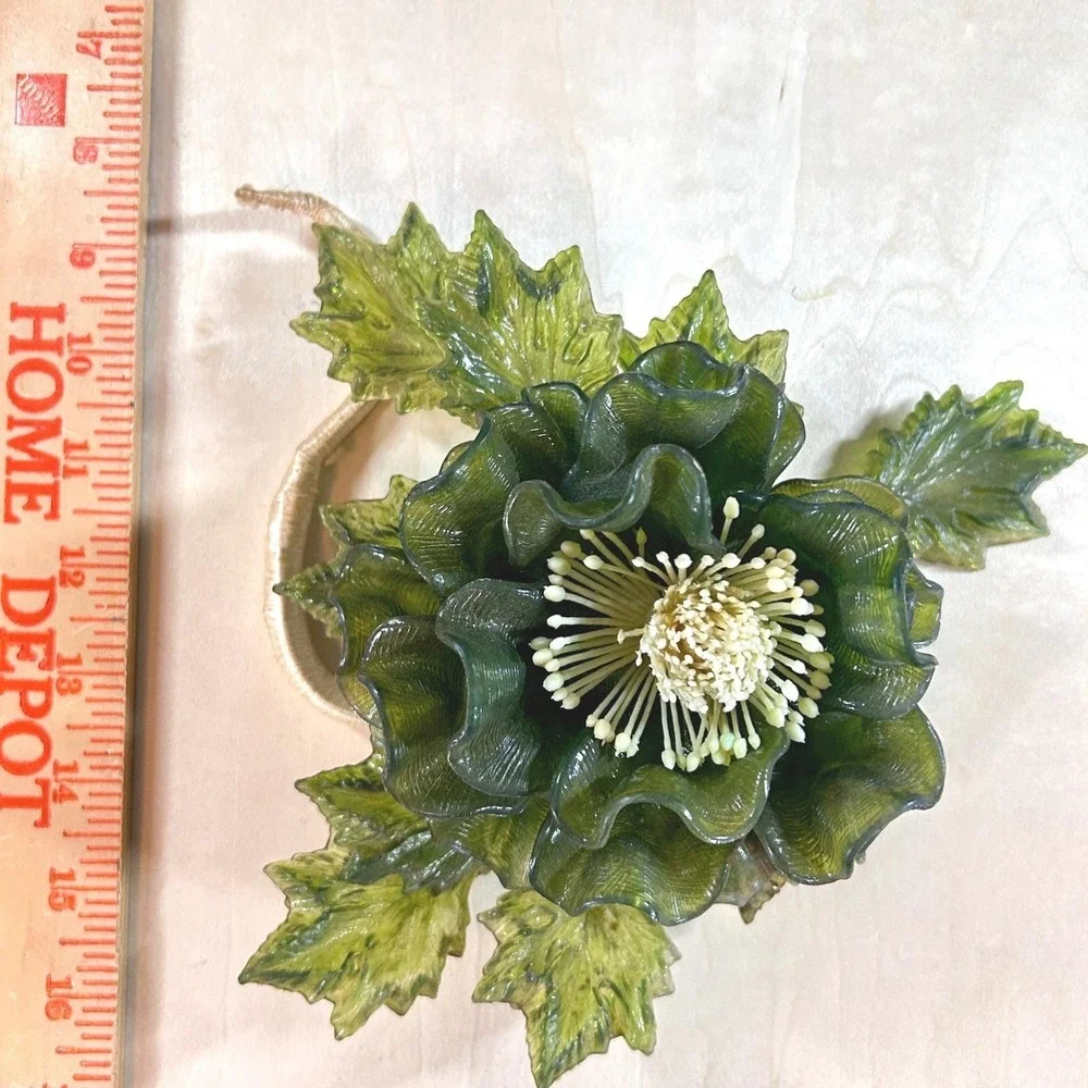 Crystalin 1966‎ Vintage Lucite Resin Flower Sculpture Olive Green MCM